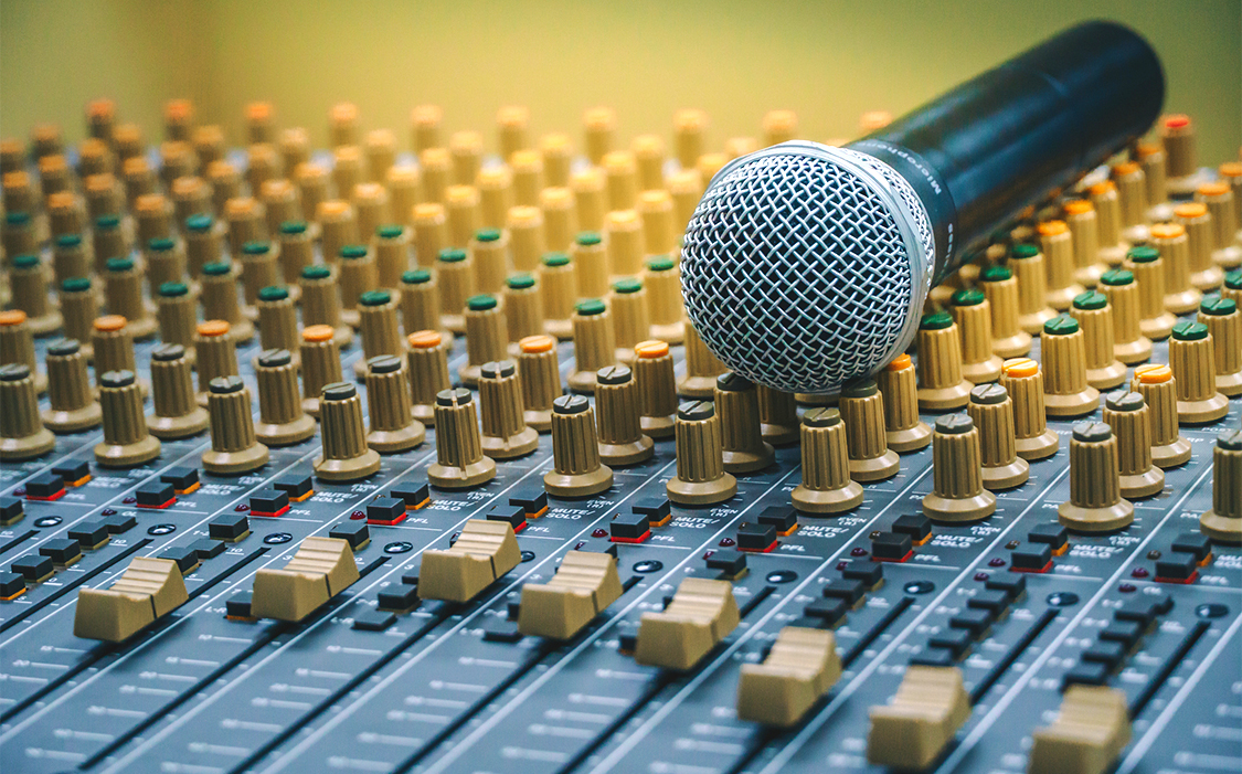 a microphone on a sound board